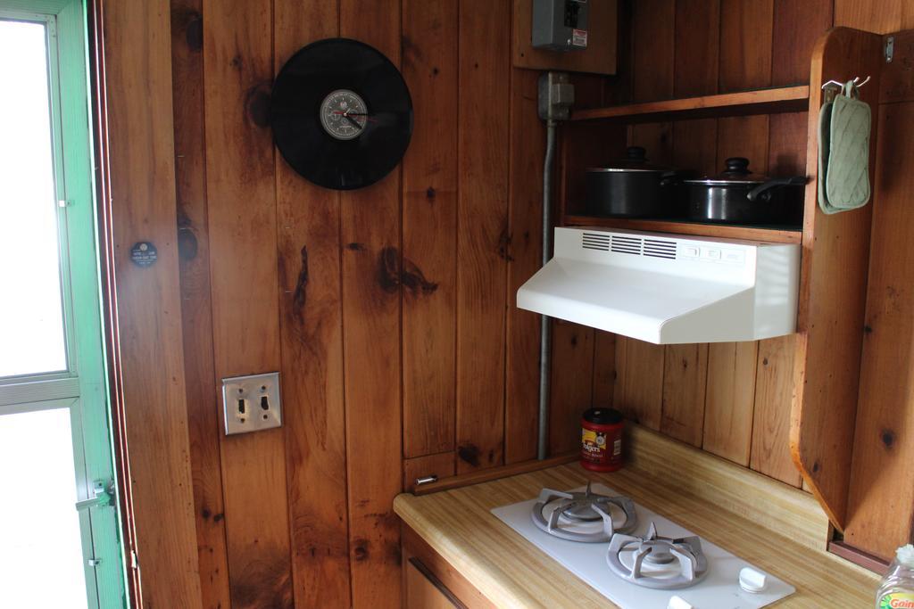 Pine Valley Cabins Thornton ห้อง รูปภาพ